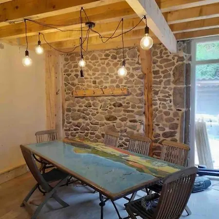 Villa La Grange De La Gratade à Rochefort-Montagne Extérieur photo
